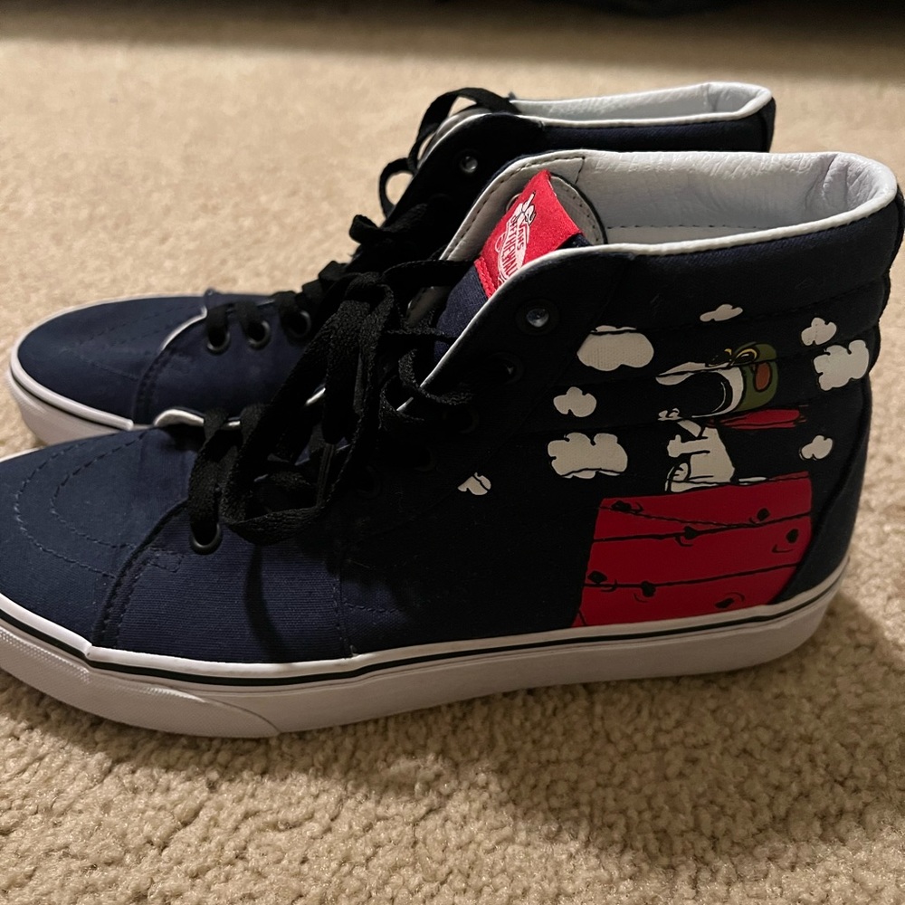 snoopy vans